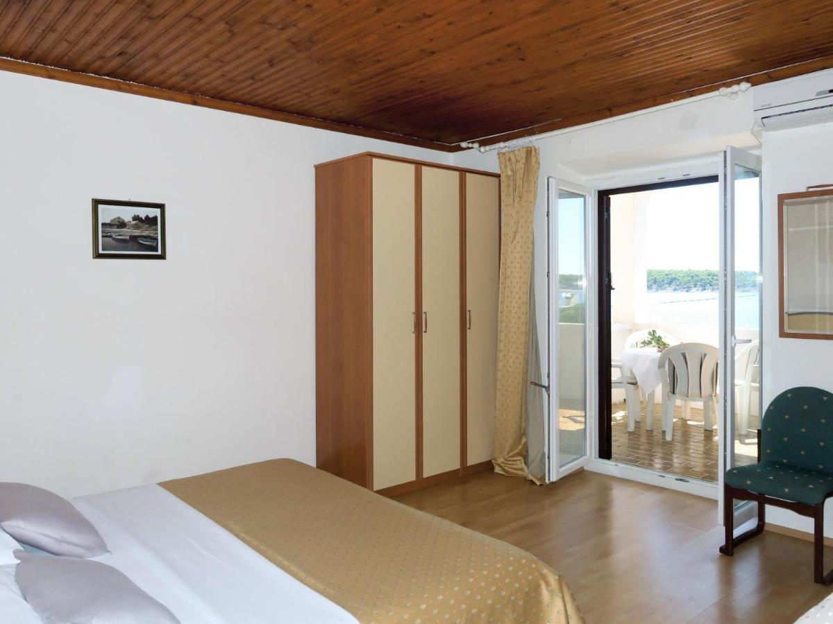 Barbat na Rabu Apartment Ana - Rab166 By Interhome מראה חיצוני תמונה